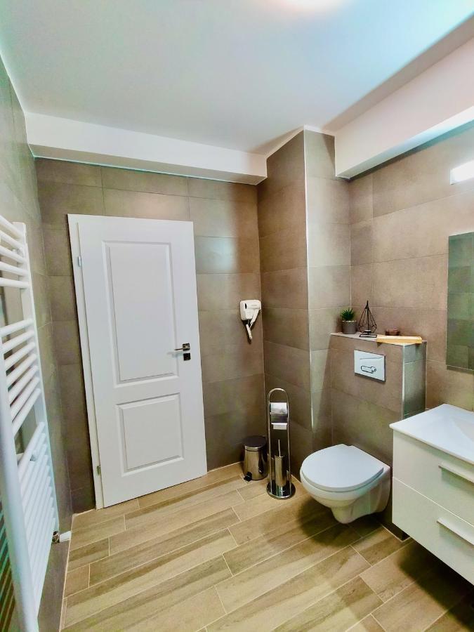 Primera Mamaia Nord Apartment *